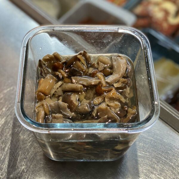 Champignons marinés